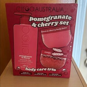 Ciroa Pomegranate & Cherry Body Care Set - Vibrant Red